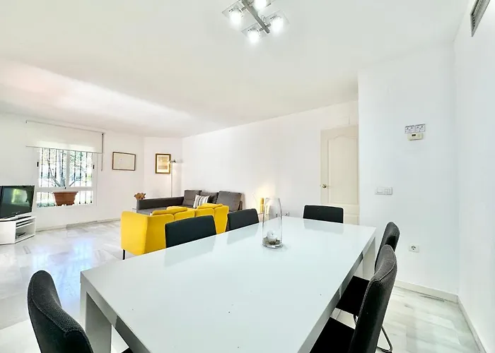 Апартаменты Naranjos De - Eaw Homes